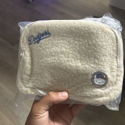 Hello Kitty Night Dodger Bag