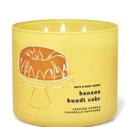 Bath And Body Works Banana Bundt Cake 3 Wick Candle 