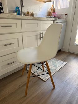Modern Desk Chair