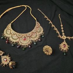 5 Piece Bridal Kundan Jewelry Set 