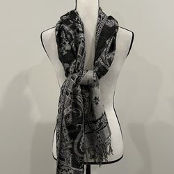 Patterned Metallic Scarf
