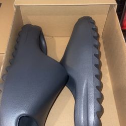 Yeezy Slides