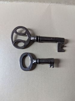Antique Skeleton Keys Set of Two