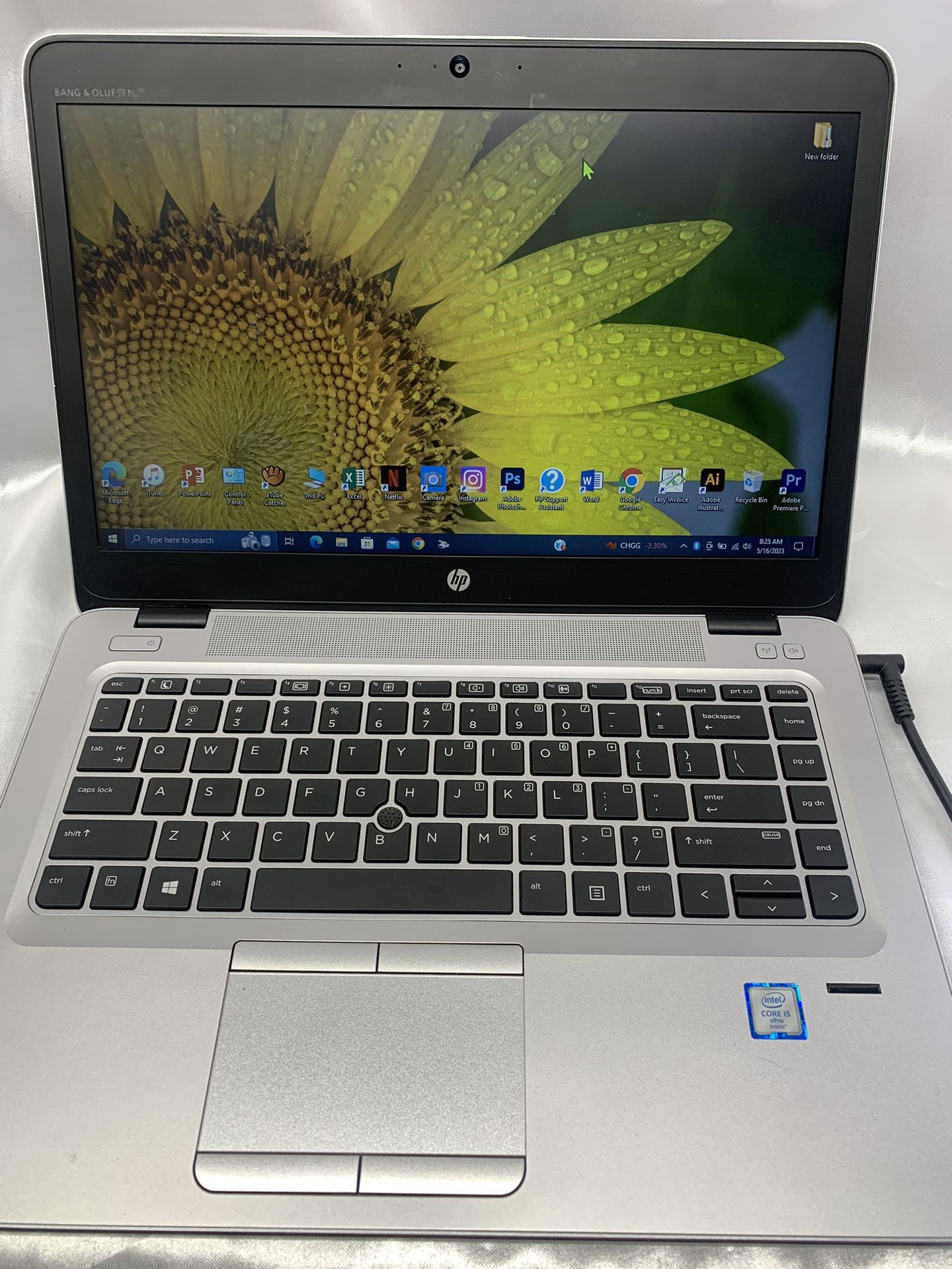 i5…i5…HP ELITEBOOK 8 GENERATION ( ULTRA THIN ) build On 07/28/2022….256.0 GB SSD ( Capacity ) ..8.0 GB RAM . READY FOR CLASSES FULLY LOADED