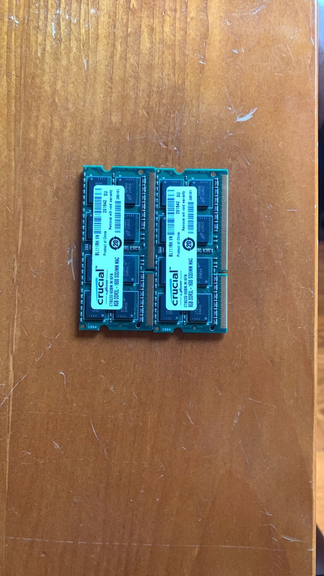 Crucial SODIMM 2x8GB RAM 