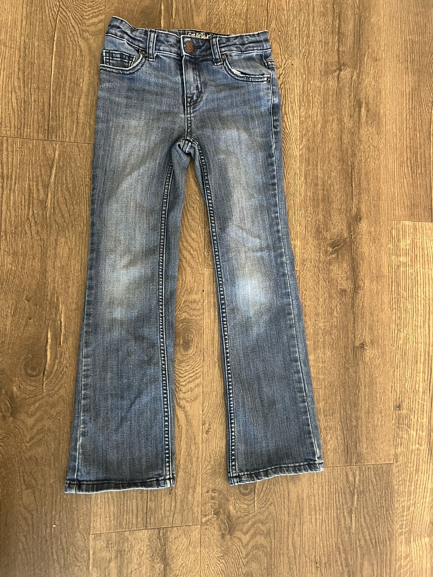 Cat & Jack Bootcut Girls Jeans. Size 8. Used. Good Condition.