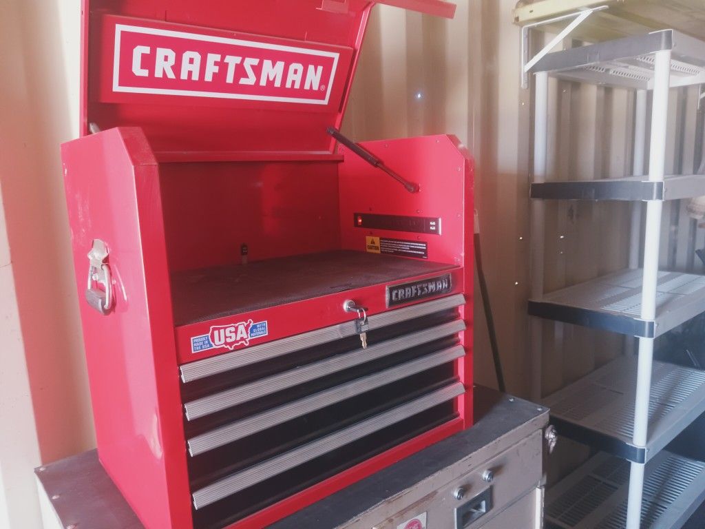 Craftsman 2000 Series 4 Drawer Top Tool Chest W/ Power Outlet And USB , And Keys To Lock