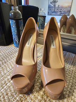 Steve Madden Deanna Platform Heels