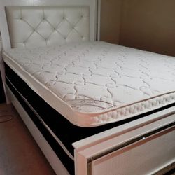 NEW QUEEN PILLOW TOP MATTRESS WITH BOX SPRING ♨️ Bed frame is not available