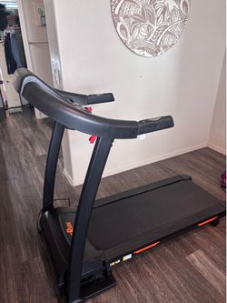 The Run Incline Treadmill