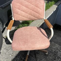 Sweet 80’s Swivel / Rolling Chair