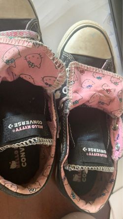 Girls hello kitty converse
