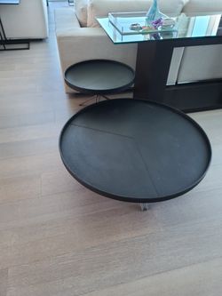 Black Round Coffe Table For Sale