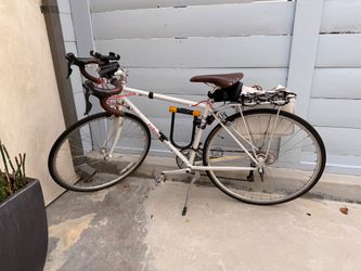 PUBLIC Steel Road Bike with Rack, Pannier and Lock