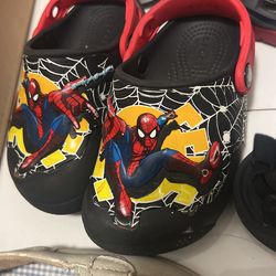 Spiderman Crocs Boys Size 9