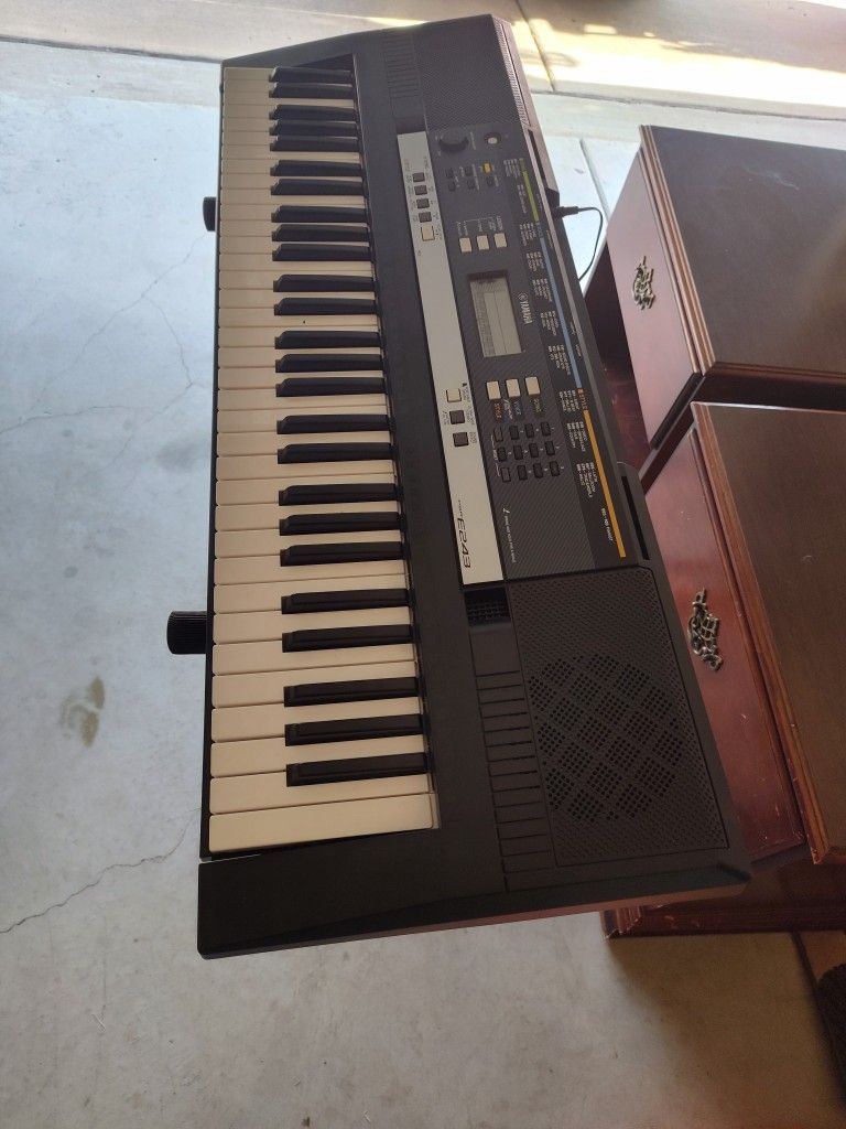Piano It Is In Very Good Condition I Have Two And I'm Selling This One