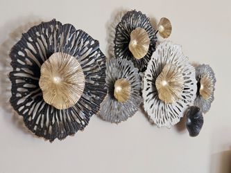 Metal Flower Wall Art Sculpture