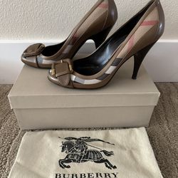 Burberry Heels - Size 38.5