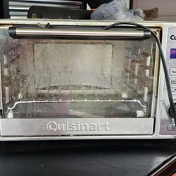 CUISINART TOASTER OVEN