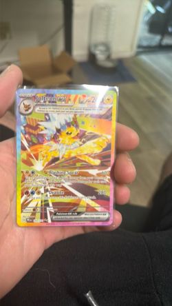 Jolteon - prismatic evolution