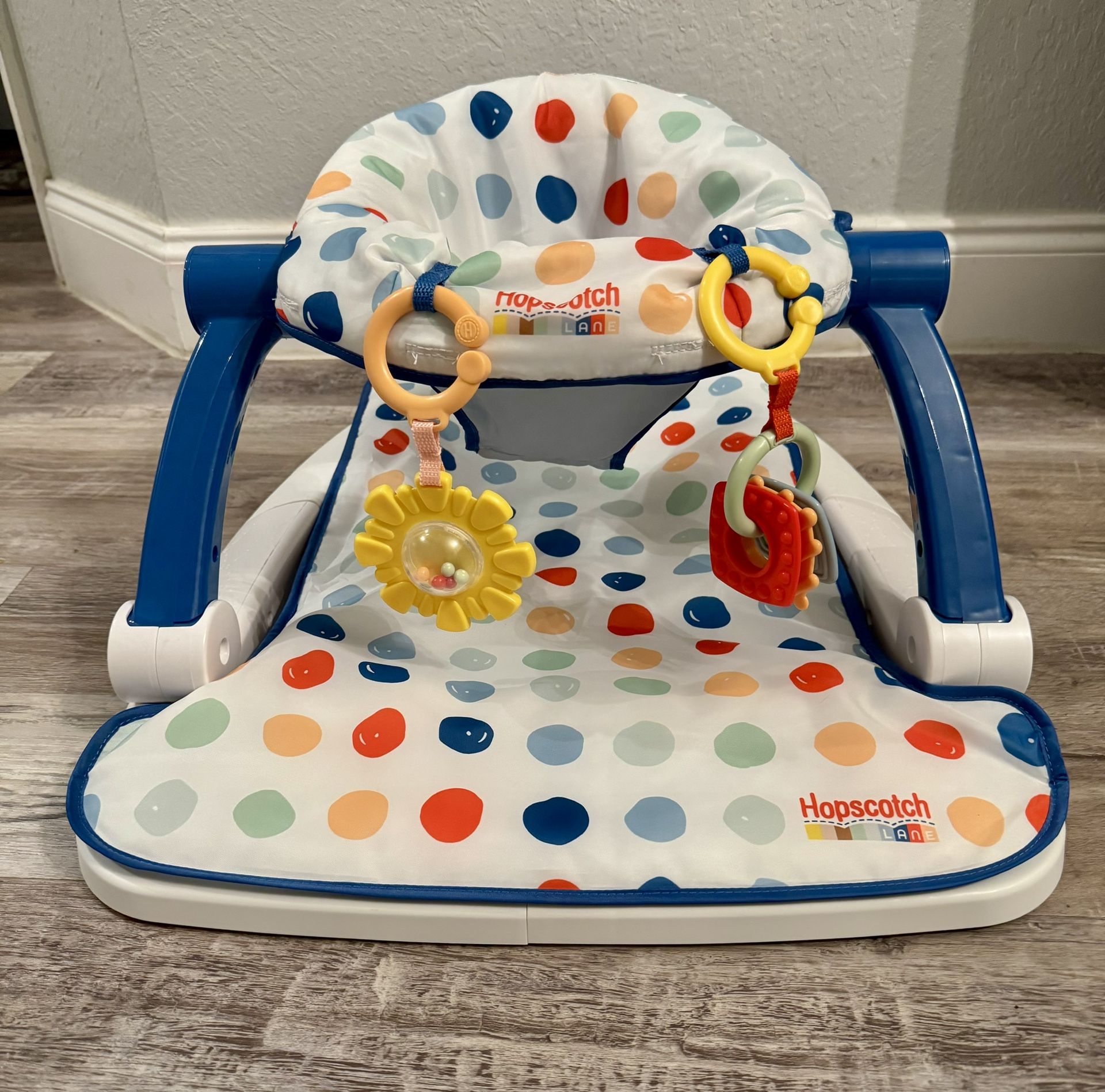 BABY BOOSTER SEAT / BABY PLAY CHAIR