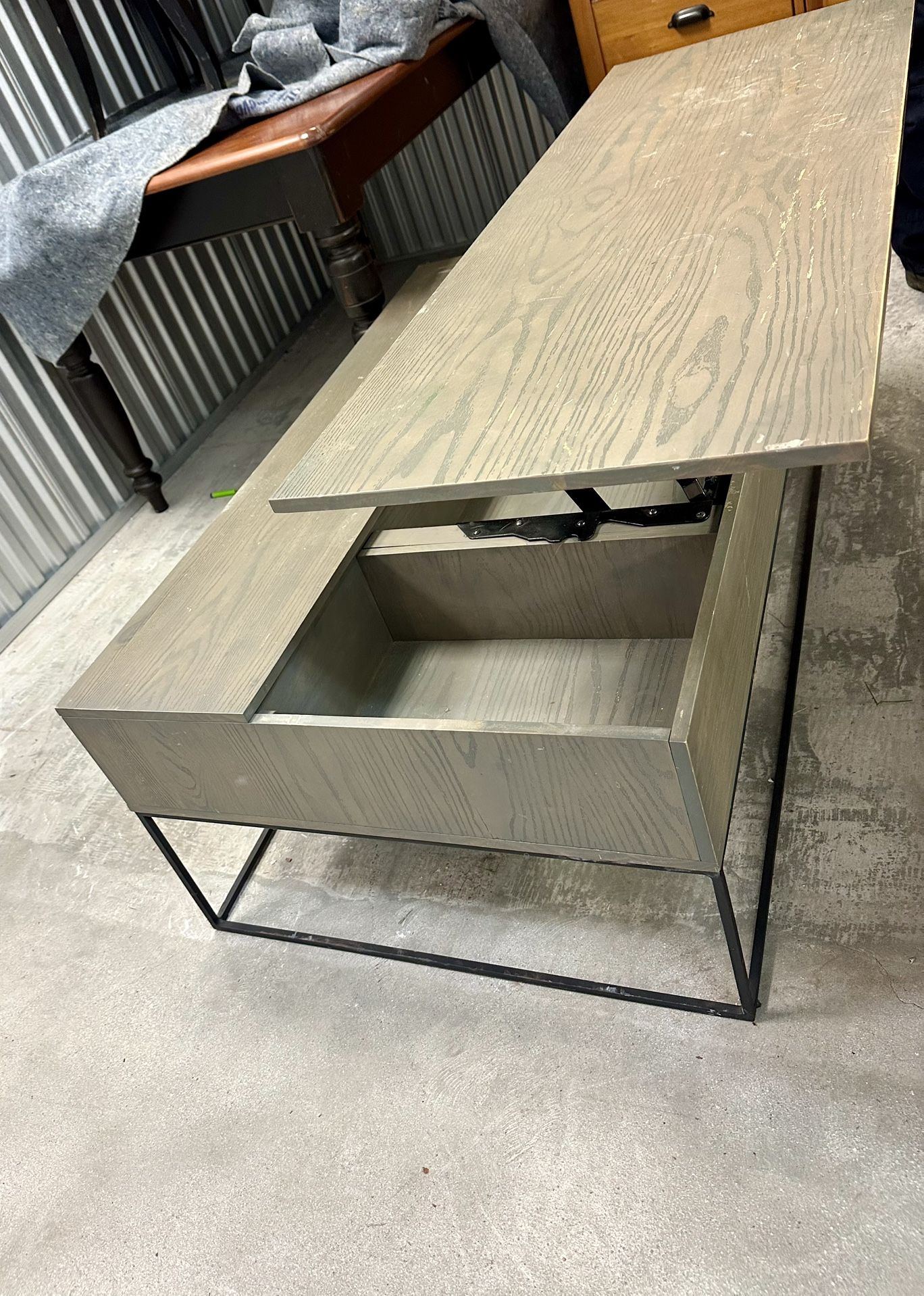 Coffee Table With Lift Top