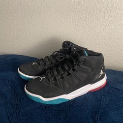Jordan Max Aura 