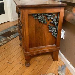 2 End Tables & Mirror