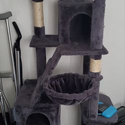Cat tree