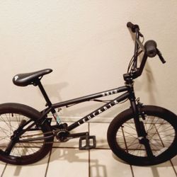 Haro Leucadia DLX 20" 