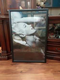 Marilyn Monroe large framed black and white print