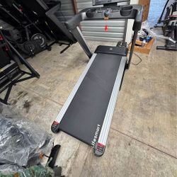 Lifesmart TM4500 Treadmill- 20x60 belt - 10% incline  - 3.5 HP motor  -  500$ 