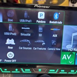 Pioneer  AVH-4200NEX

Double-DIN Multimedia Detachable 7" Motorized Touchscreen DVD receiver with multi-angle adjustments. Android Auto and Apple Carp