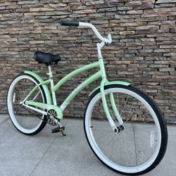 Realm “ Shorebreak “ 26 Inch Beach Cruiser 