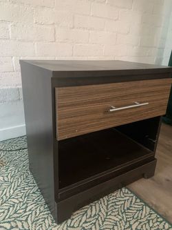 Night stand