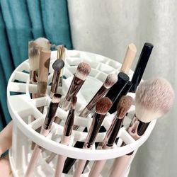 Makeup Brush Holder 🖤 $5 
