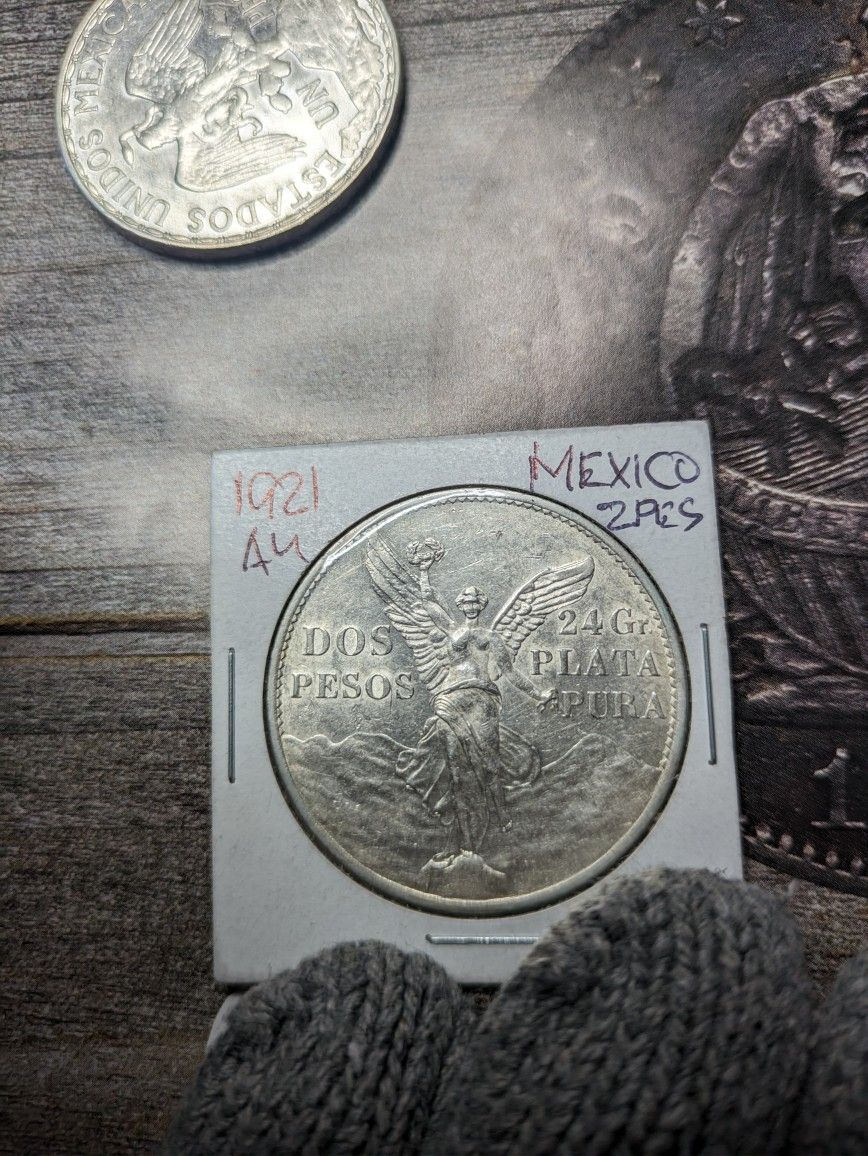 2 Pesos 1921 Mexico Centennial.