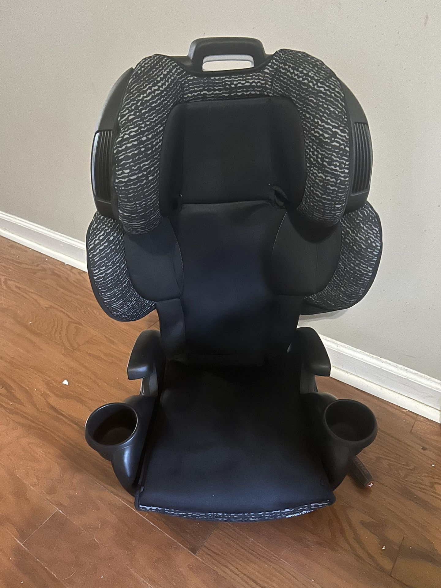 Evenflo GoTime LX Booster Car Seat (Chardon Black)