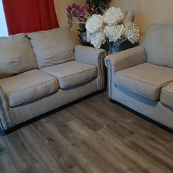 2. SOFAS BUENAS CONDITIONS A