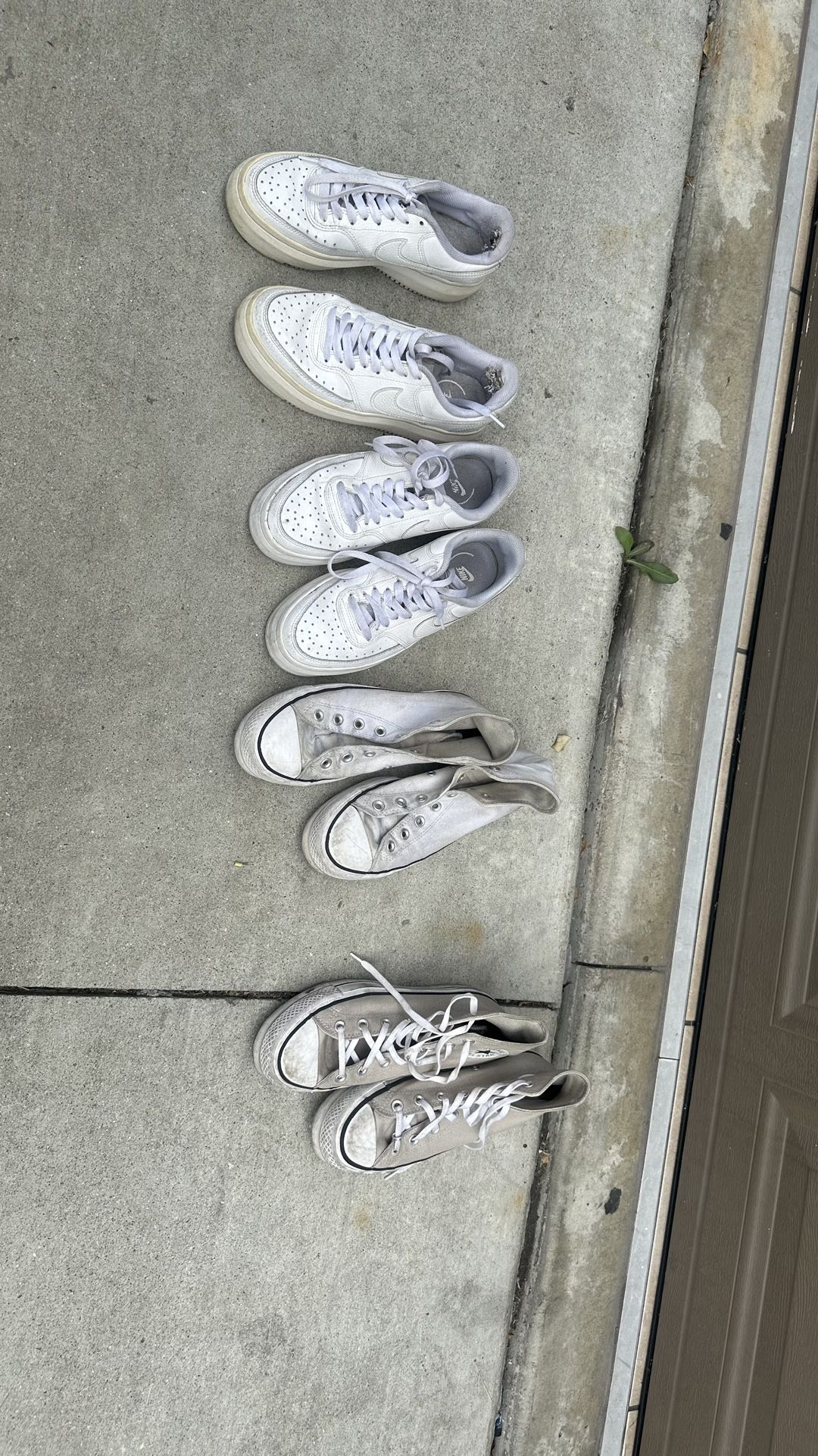 Converse Nike Shoes 7.5