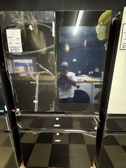 Samsung Bespoke Refrigerator With Family Hub And Beverage Center In Charcoal Glass