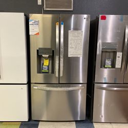 New 28 Cubic Ft. Bottom Freezer Refrigerator‼️‼️