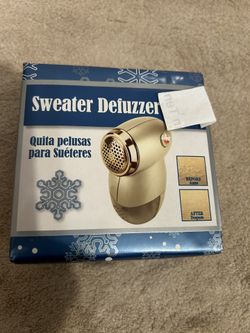 Sweater Defuzzer ( New) Needs 2 AA Batteries Not Included