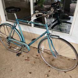 Schwinn World Tourist Bike 