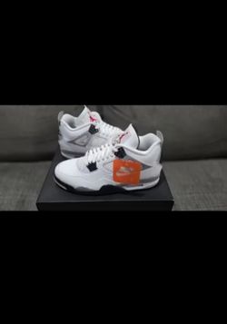 JORDAN 4