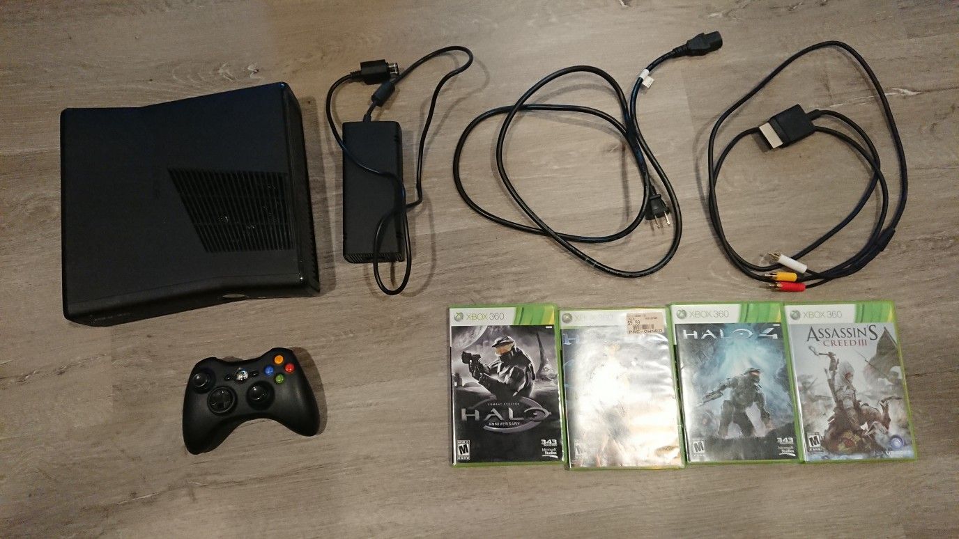Xbox 360 Slim 4gb Bundle