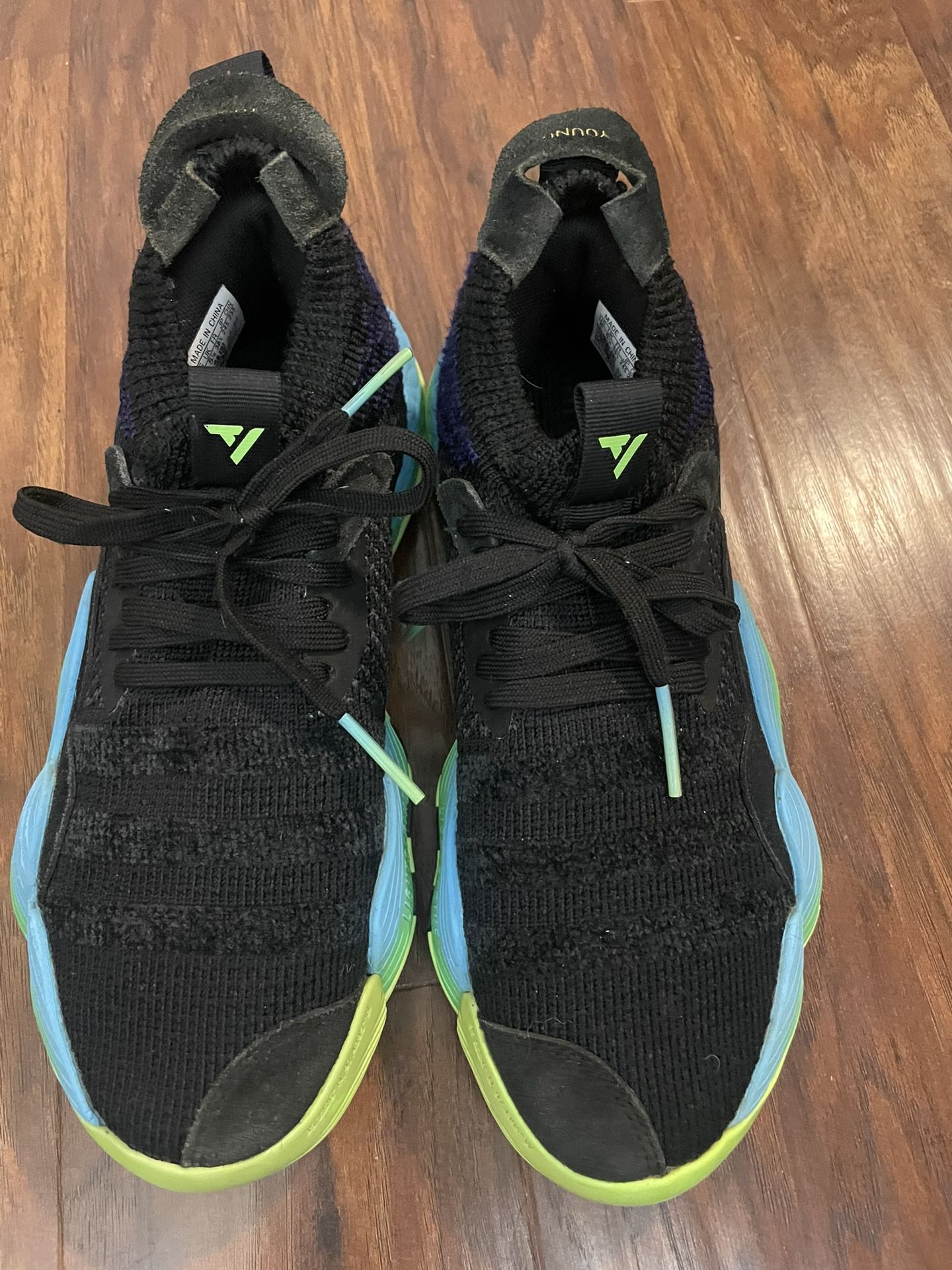 Trae young Adidas Youth Size 6