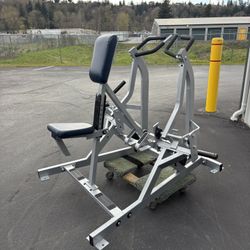 Hammer Strength Lateral Row 