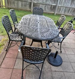 Patio dining set
