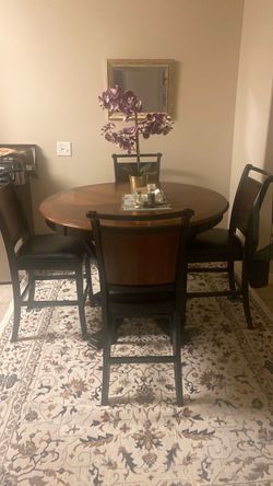 Round Wood Dining Table with Chairs